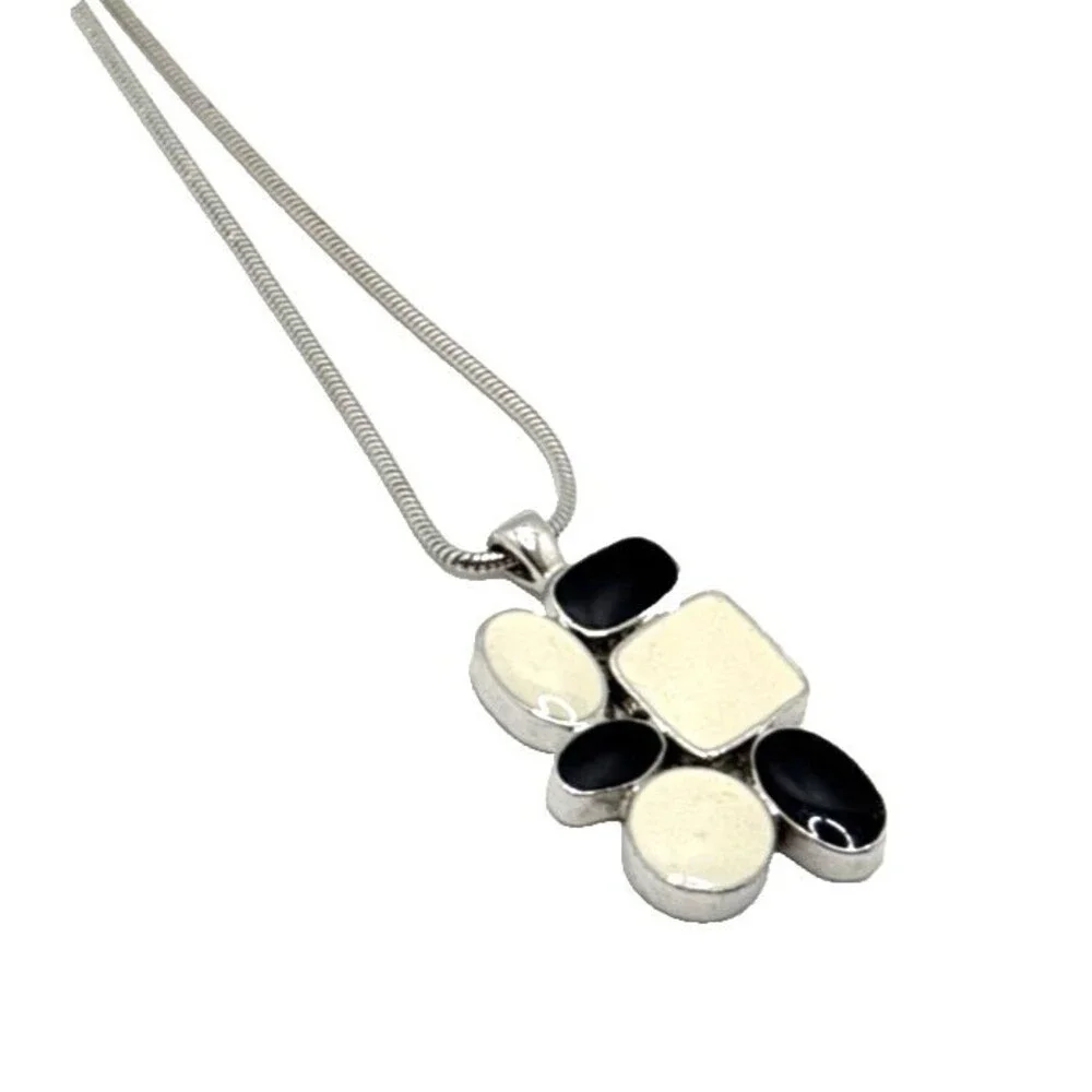 Vintage Sarah Coventry Modernist Pendant Necklace Black White Enamel Silver Tone